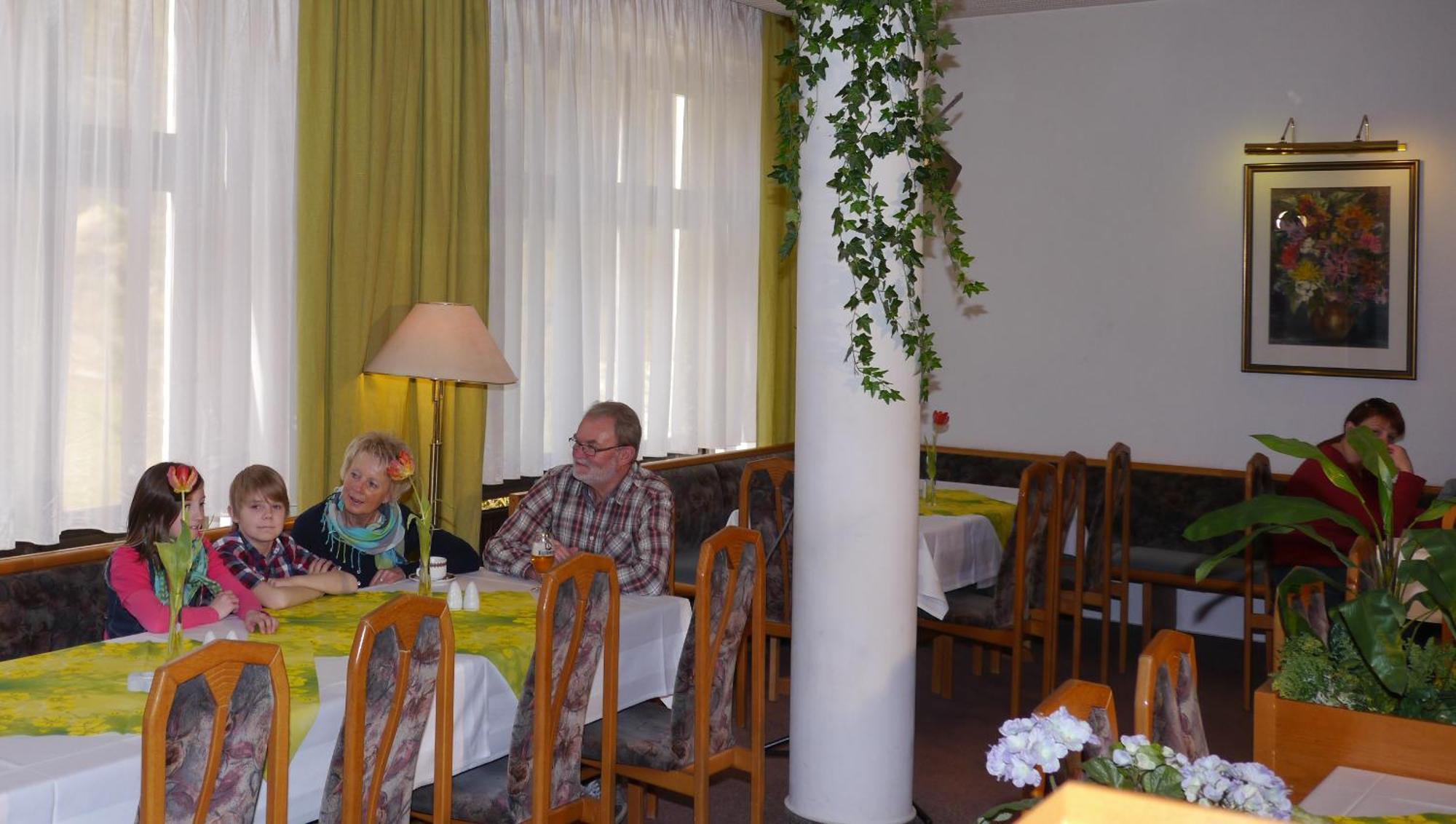 Naturparkhotel Haus Hubertus Kurort Oybin Exterior photo