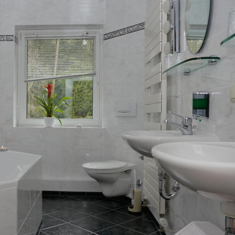 Naturparkhotel Haus Hubertus Kurort Oybin Room photo